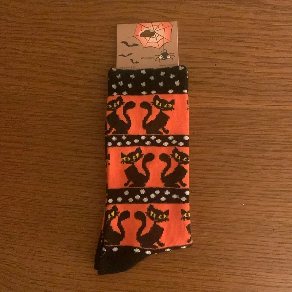 🎊HOST PICK🎉NWT Bundle of 3 Pair Halloween Socks - Very Fun Designs